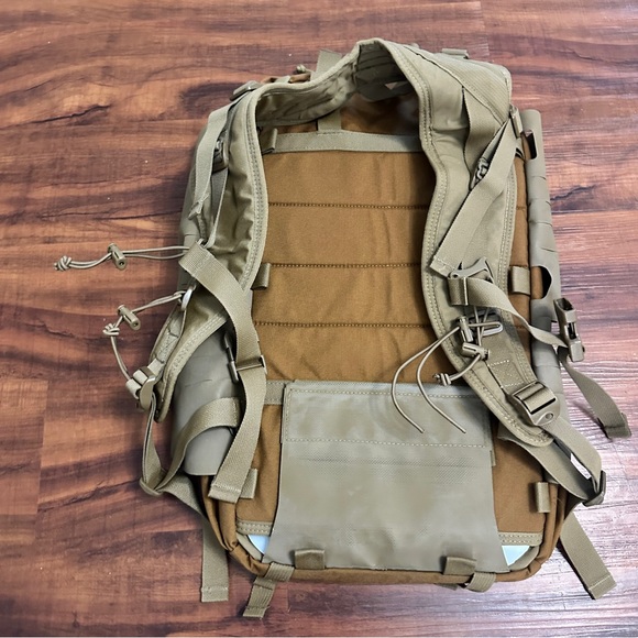 Hill People Gear Connor V2 Backpack - Picture 2 of 15